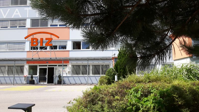 BIZ